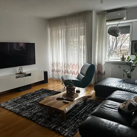 Stylish, Bright And Quiet, Center Apartman Szkopje