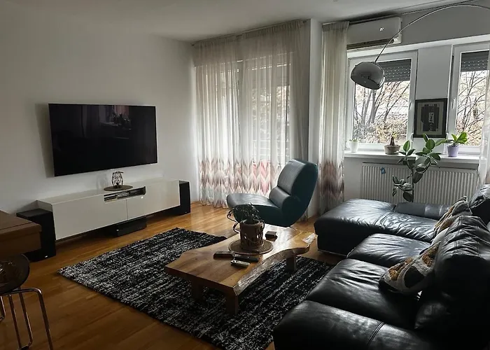 Stylish, Bright And Quiet, Center Apartman Szkopje