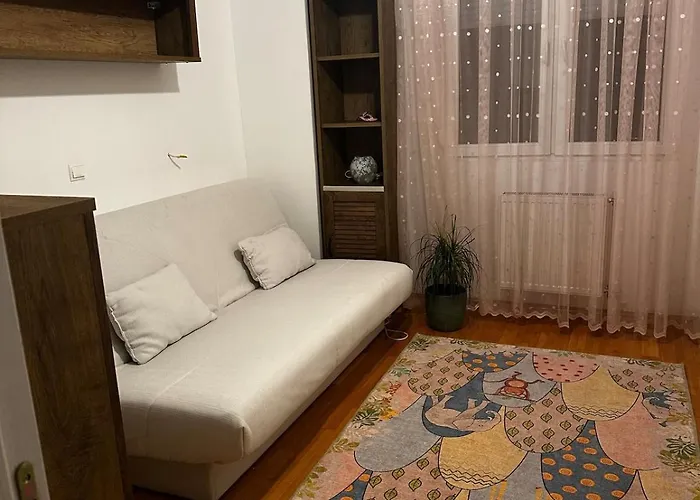 Stylish, Bright And Quiet, Center Apartman *